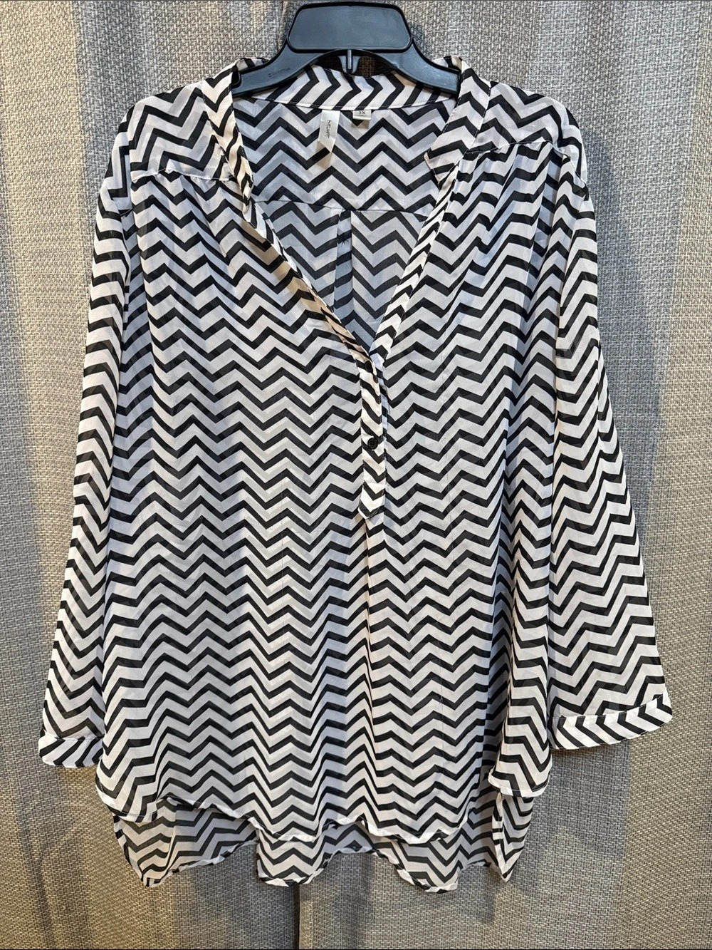 TACERA Women's Geometric Blouse Size 3X Like New